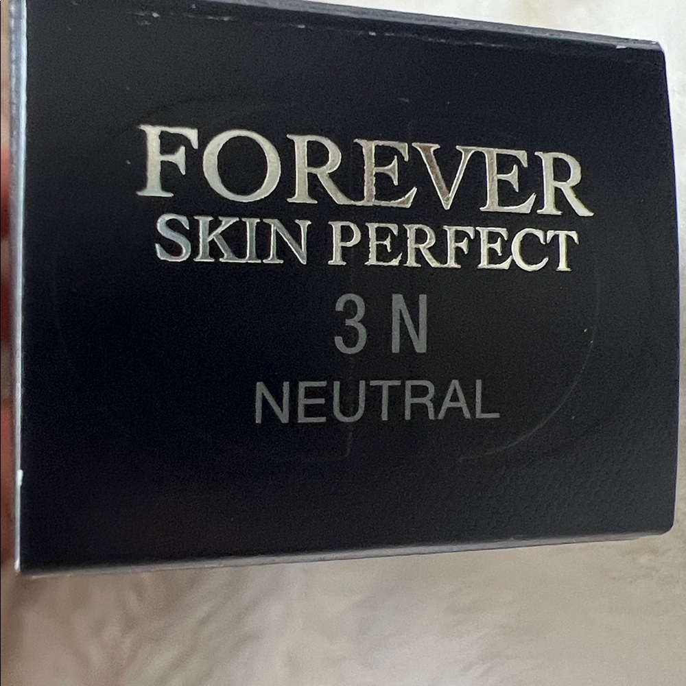 Dior Forever Skin Perfect Foundation Stick 3N BNIB NEW ♥️ - Picture 4 of 9